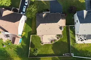 7300 Yorkshire St, Joliet, IL 60431 - Photo 35