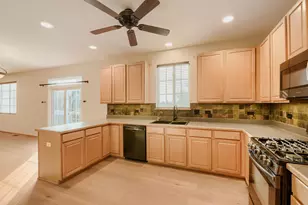 7300 Yorkshire St, Joliet, IL 60431 - Photo 17