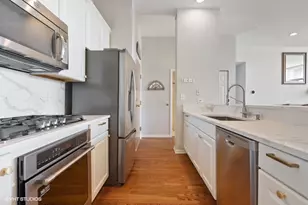1350 W Fullerton Ave, Chicago, IL 60614 - Photo 5