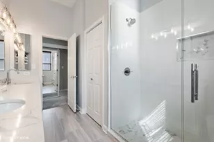 1350 W Fullerton Ave, Chicago, IL 60614 - Photo 15