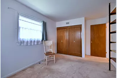 2307 E Sherwood Road, Arlington Heights, IL 60004 - Photo 33