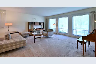 2307 E Sherwood Road, Arlington Heights, IL 60004 - Photo 7