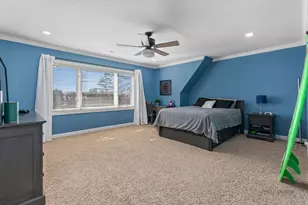 13 Kensington Dr, North Barrington, IL 60010 - Photo 29