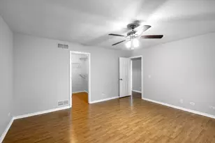 720 Sundown Rd, South Elgin, IL 60177 - Photo 13