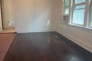 8119 S South Shore Dr, Chicago, IL 60617 - Photo 5