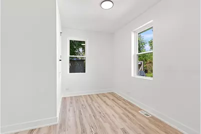 638 N Lotus Avenue, Chicago, IL 60644 - Photo 13
