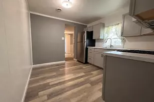 531 Groveland St, Creve Coeur, IL 61610 - Photo 3