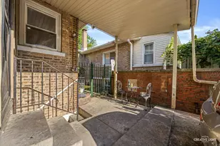 4952 N Central Park Ave, Chicago, IL 60625 - Photo 27