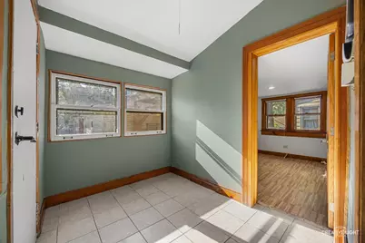 4952 N Central Park Avenue, Chicago, IL 60625 - Photo 15