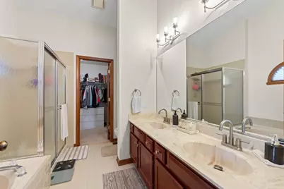 707 Republic Court, Schaumburg, IL 60193 - Photo 17