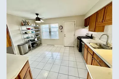 1661 Charleston Court, Melrose Park, IL 60160 - Photo 11