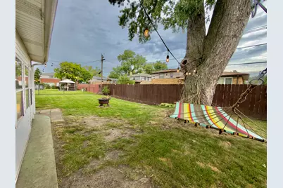 1661 Charleston Court, Melrose Park, IL 60160 - Photo 33