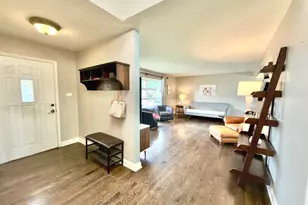 1661 Charleston Ct, Melrose Park, IL 60160 - Photo 5