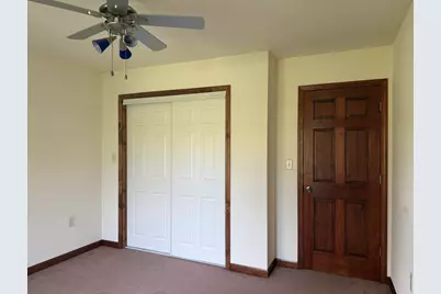 3039 E 3rd Road, Lasalle, IL 61301 - Photo 17