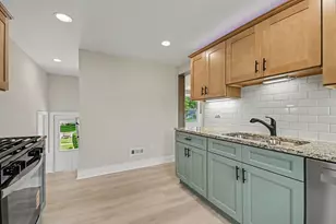 321 E Main St, Peotone, IL 60468 - Photo 7