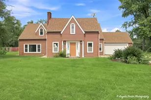 4604 Lakeshore Dr, McHenry, IL 60050 - Photo 1
