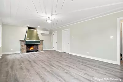 4604 Lakeshore Drive, McHenry, IL 60050 - Photo 3