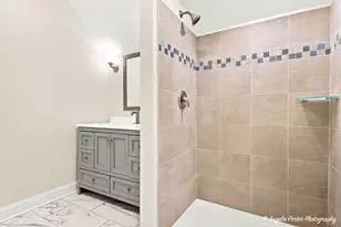 4604 Lakeshore Dr, McHenry, IL 60050 - Photo 19