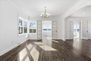 297 E Lakeview Ave, Round Lake Beach, IL 60073 - Photo 13