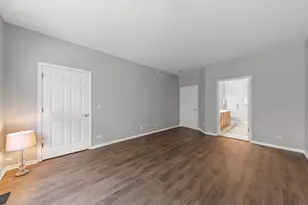 430 Woodhill Dr, Carol Stream, IL 60188 - Photo 21