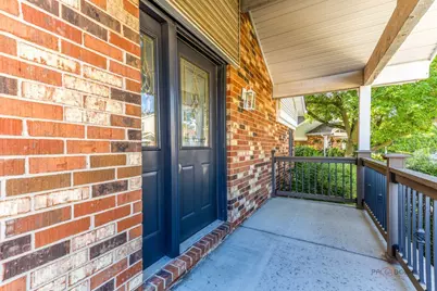 1013 Sussex Drive, Northbrook, IL 60062 - Photo 3