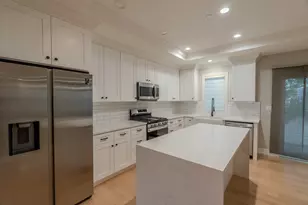 411 W Pierce Rd, Itasca, IL 60143 - Photo 9