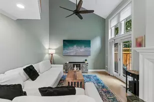 25 Melrose St, Westmont, IL 60559 - Photo 9