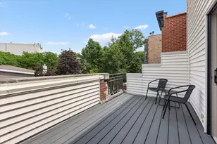 1640 N Bissell St, Chicago, IL 60614 - Photo 13