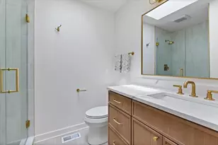 1640 N Bissell St, Chicago, IL 60614 - Photo 15