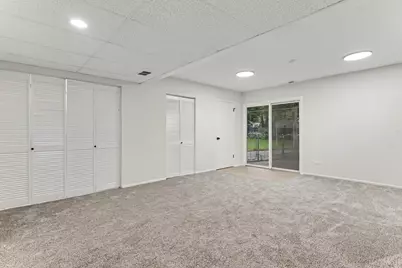 158 N Prairie Avenue, Mundelein, IL 60060 - Photo 9