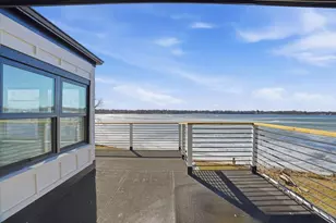 297 E Lakeview Ave, Round Lake Beach, IL 60073 - Photo 39