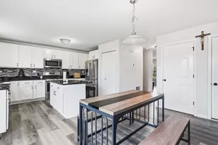 934 Derby Dr, Plano, IL 60545 - Photo 11