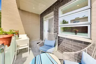 2918 N Lakewood Ave, Chicago, IL 60657 - Photo 11
