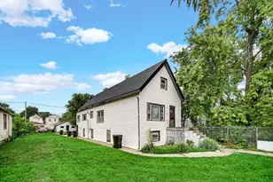 9952 S Vincennes Ave, Chicago, IL 60643 - Photo 3