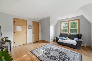 4923 N Mason Ave, Chicago, IL 60630 - Photo 3