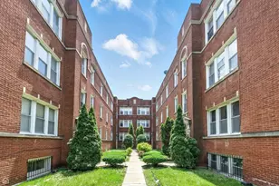 1301 E 71st Pl, Chicago, IL 60619 - Photo 1