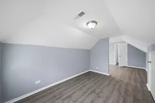 2050 N Kenneth Ave, Chicago, IL 60639 - Photo 21