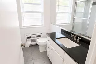 2038 Sherman Ave, Evanston, IL 60201 - Photo 9