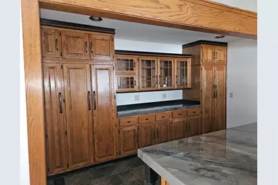 302 W Main Street, Carmi, IL 62821 - Photo 21