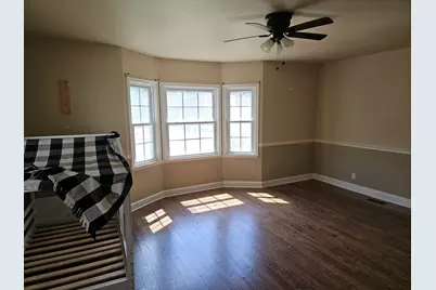 302 W Main Street, Carmi, IL 62821 - Photo 23