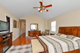 4234 N Kolmar Ave, Chicago, IL 60641 - Photo 11