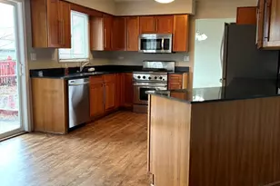 1667 Hinterlong Ln, Naperville, IL 60563 - Photo 7