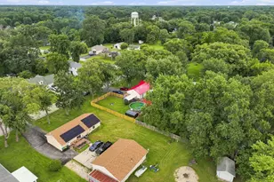 911 W Eureka St, Braidwood, IL 60408 - Photo 11