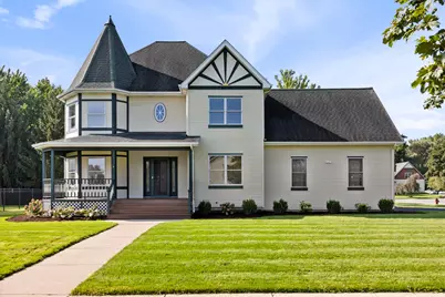 101 Nuthatch Drive, Woodstock, IL 60098 - Photo 1