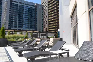 512 N McClurg Ct, Chicago, IL 60611 - Photo 29