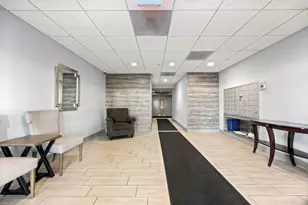 2020 St Regis Dr, Lombard, IL 60148 - Photo 3