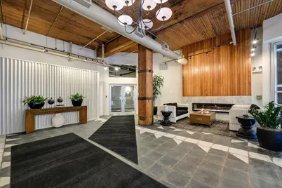 360 W Illinois Avenue #2F, Chicago, IL 60654 - Photo 5