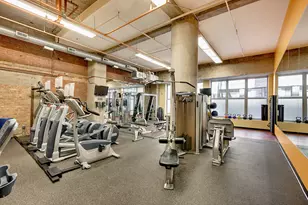 360 W Illinois Ave, Chicago, IL 60654 - Photo 31
