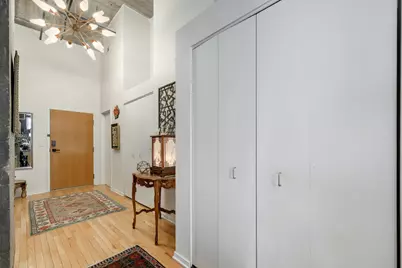 360 W Illinois Avenue #2F, Chicago, IL 60654 - Photo 7