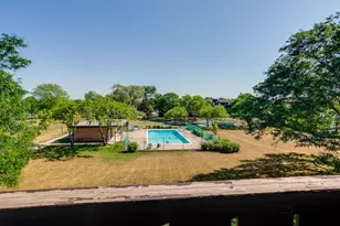 2 Timber Ln, Vernon Hills, IL 60061 - Photo 9